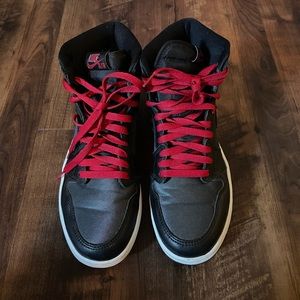 Jordan 1 Retro High - Black Satin Gym Red